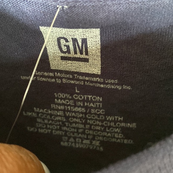 General Motors Camaro Men's blue shortsleeved tee shirt, Size L, NWT - Picture 3 of 6